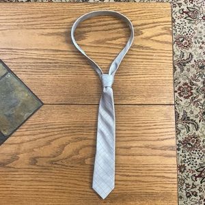 Calvin Klein Silver Etched Grid Tie Boys